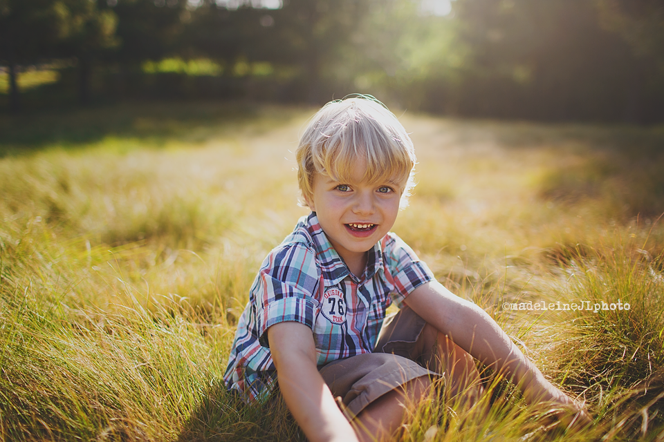 irvine jeffrey trail family session. family walking in park. family photo picture photography photographer orange county irvine los angeles san diego family portrait photography photographer